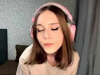 ngocjanus teen cam babe wants to be fucked online as hard as possible