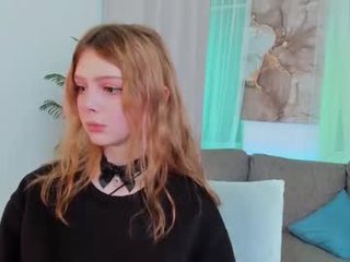 little_anitta sex cam with a horny cute cam girl that's also incredibly naughty