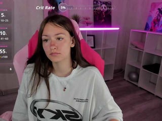 golden-whisper brunette teen cam babe plays with her tight asshole