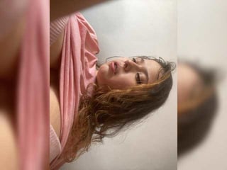 d4ngerbunn asian cam girl jerk off her hairy pussy