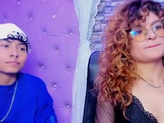 emili_rouse_ webcam girl with big tits enjoys hot and sensual live sex