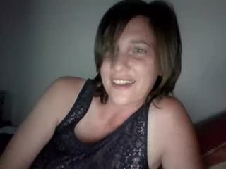 sugarmilf_ milf cam whore live sex in the chatroom