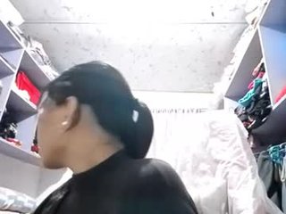 aracelilayher petite asian cam girl in dirty live sex show