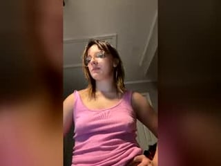 katyval cam babe with big tits in private live sex show