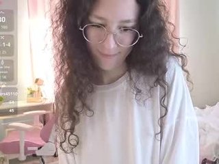 skibidiyepyepyep hot ebony cam babe filmed this video for me