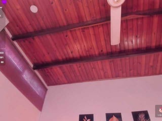 hana-falak brunette cam babe presents kiss show online