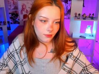 coralinekeyns redhead cam babe enjoys great live sex for more experience