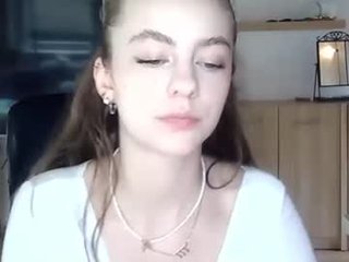 ariacreazy hot deutsch cam girl presents lewd sex shows