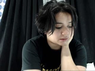 emily_vader cam babe with big tits in private live sex show