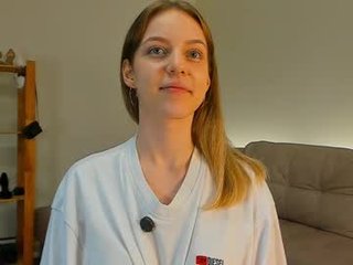 edacure sex cam with a horny cute cam girl that's also incredibly naughty