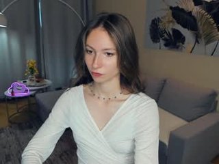 purpl_fervor teen cam babe wants to be fucked online as hard as possible