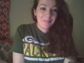 shymilf535 cum splattered webcam milf does a good job in the chatroom