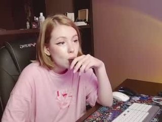 horney_audrey redhead cam babe enjoys great live sex for more experience