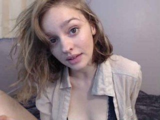 marymoody sex cam with a horny cute cam girl that's also incredibly naughty