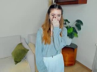 mintykisss teen cam babe wants to be fucked online as hard as possible