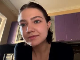 halinacaples sex cam with a horny cute cam girl that's also incredibly naughty