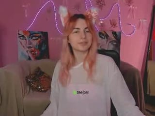 little_pam_ redhead cam babe enjoys great live sex for more experience