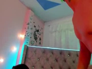 nicum_69 cumshow with beautiful webcam couple online