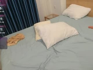 milkimura cam girl takes it a serious machine fucking and squirts everywhere