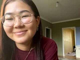 eliatrimmell petite asian cam girl in dirty live sex show