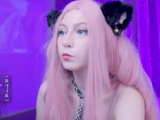 ahegame cute cam babe with small tits loves to flash during her sex session