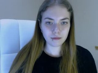 zoey_deuttch teen cam babe wants to be fucked online as hard as possible