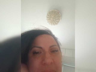 sonyamanya redhead cam babe enjoys great live sex for more experience