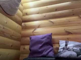 emmalinebareford sex cam with a horny cute cam girl that's also incredibly naughty