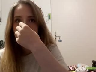 rosybreeze teen cam babe wants to be fucked online as hard as possible