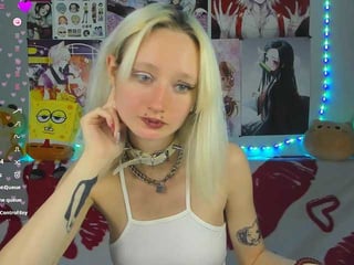 katianabiee blonde teen cam babe plays with her tight asshole