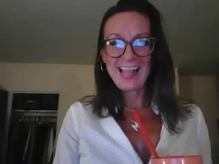 missmelisateaches cum splattered webcam milf does a good job in the chatroom