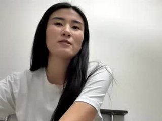 elissakoebel petite asian cam girl in dirty live sex show