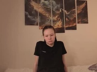 carleenalfredo petite asian cam girl in dirty live sex show