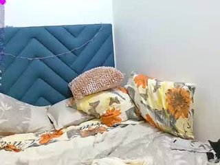 heaveninhellat webcam girl with big tits enjoys hot and sensual live sex