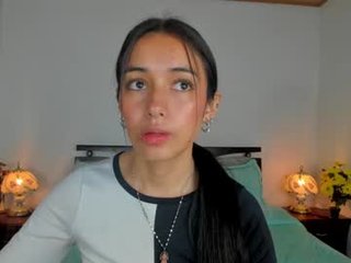 vallery_evanss sweet lips wrap his cock around and hot mouth starts sucking it