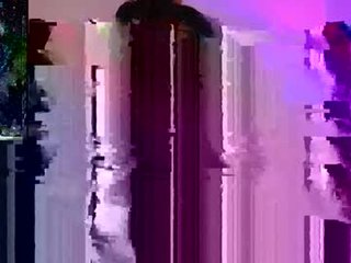 pawg_official cum splattered webcam milf does a good job in the chatroom