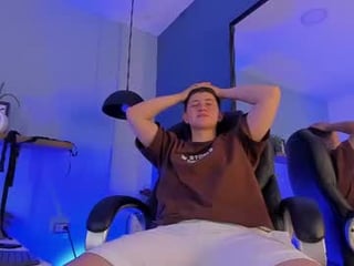 deluca_vega BBW cam girl offers pleasing for you big boobs on camera