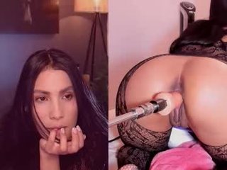 kinkymindy_ cam girl takes it a serious machine fucking and squirts everywhere