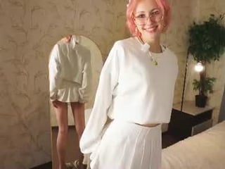 alicesternley cam babe with big tits in private live sex show