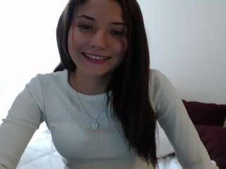 greeicywells teen cam babe wants to be fucked online as hard as possible