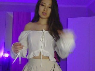 lumilady asian brunette cam girl shows her pussy on camera