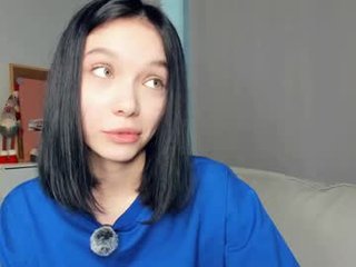 rizz_ky teen cam babe wants to be fucked online as hard as possible