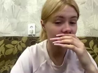 richellearmentrout sex cam with a horny cute cam girl that's also incredibly naughty