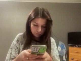 kymberlychimes cam babe with big tits in private live sex show