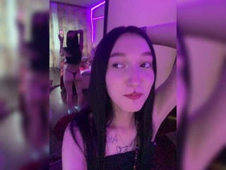 maya-onelya russian teen cam babe, her body craves a man's touch online