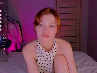 alengrace redhead cam babe enjoys great live sex for more experience