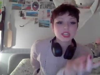 anyelsewhere teen cam babe wants to be fucked online as hard as possible