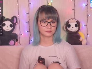 creammeow teen cam babe wants to be fucked online as hard as possible