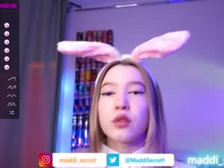 maddi_s_here cam girl wants gets spanking action on camera