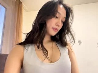 bella_gasp petite asian cam girl in dirty live sex show